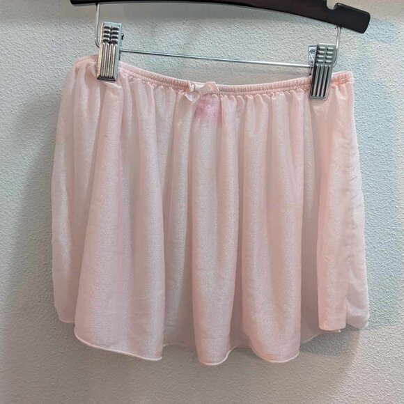 *10/$10* Girl's Light Pink Dance Skirt - Picture 1 of 2